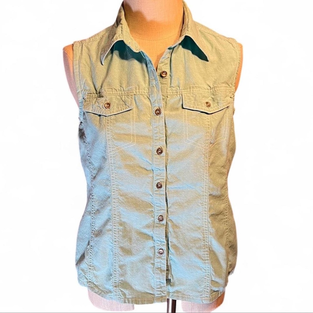 🩵Vintage light turquoise blue button-up vest shirt by M&S
